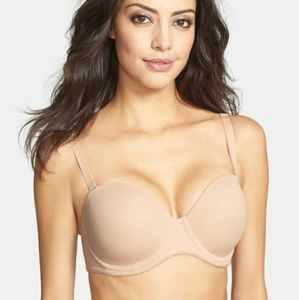 NWOT Red Carpet Strapless Bra by

WACOAL